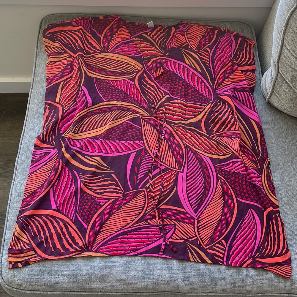 Flowy printed sheer Old Navy coverup size small.